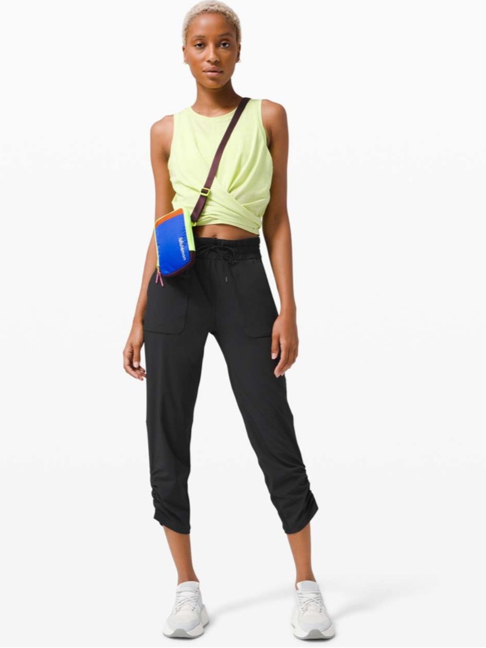 Lululemon Beyond the Studio Crop
Black